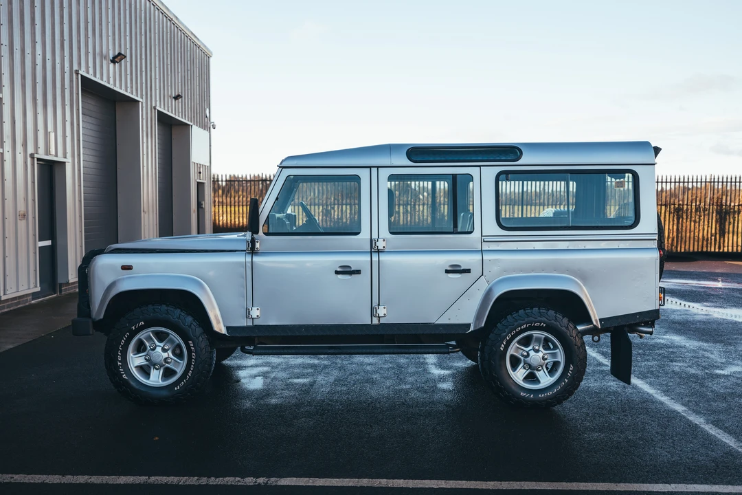 2005 Land Rover Defender 110 - Image 4 of 31