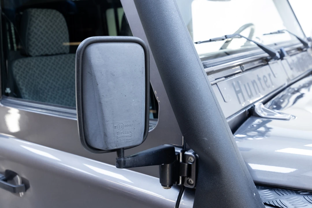 2005 Land Rover Defender 110 - Image 22 of 31