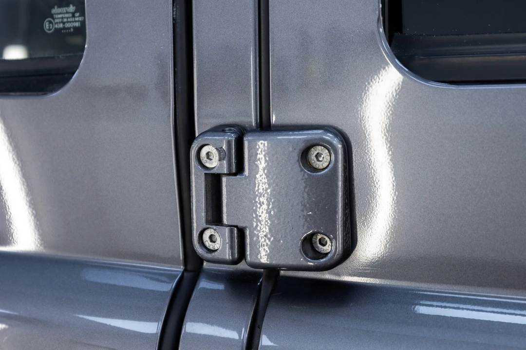 2005 Land Rover Defender 110 - Image 26 of 31