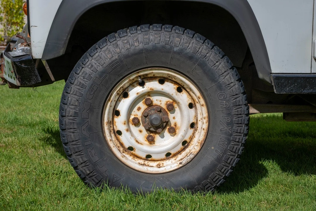 2005 Land Rover Defender 130 - Image 26 of 30