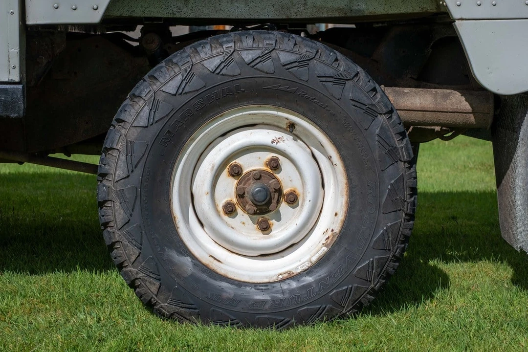 2005 Land Rover Defender 130 - Image 27 of 30