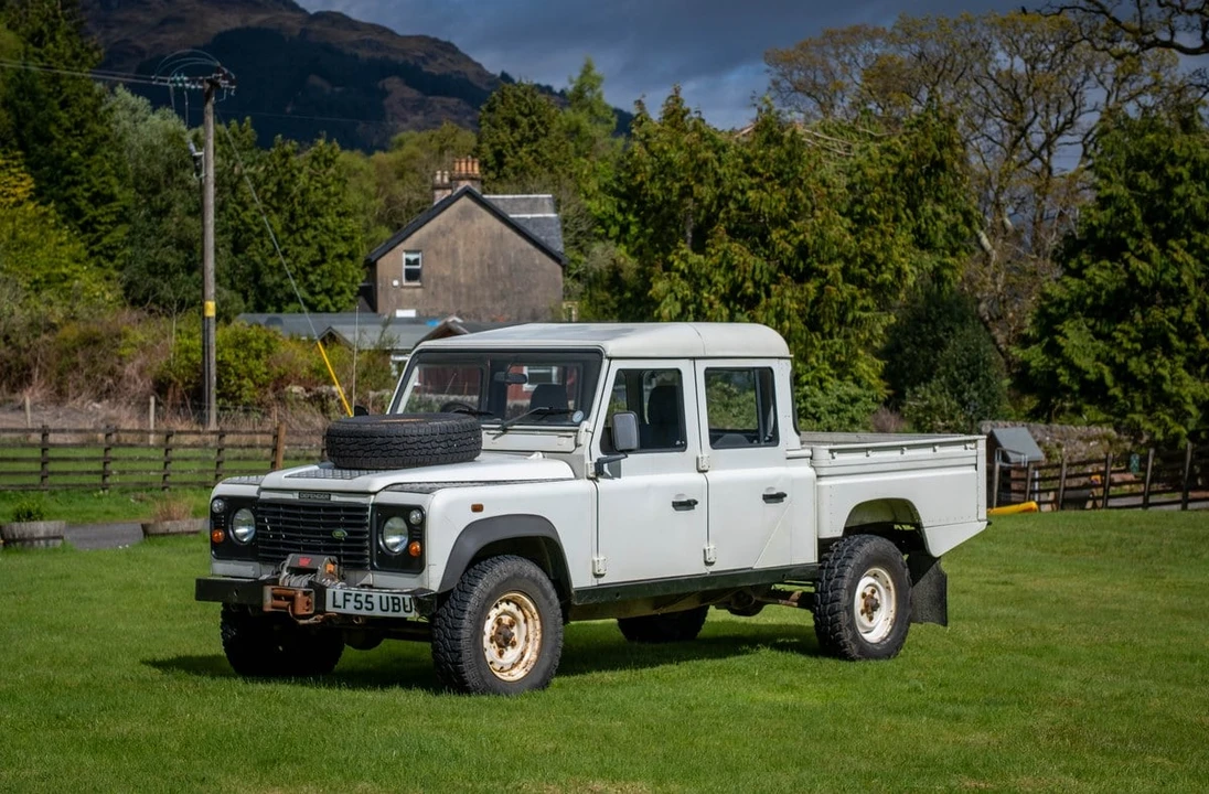 2005 Land Rover Defender 130 - Image 8 of 30