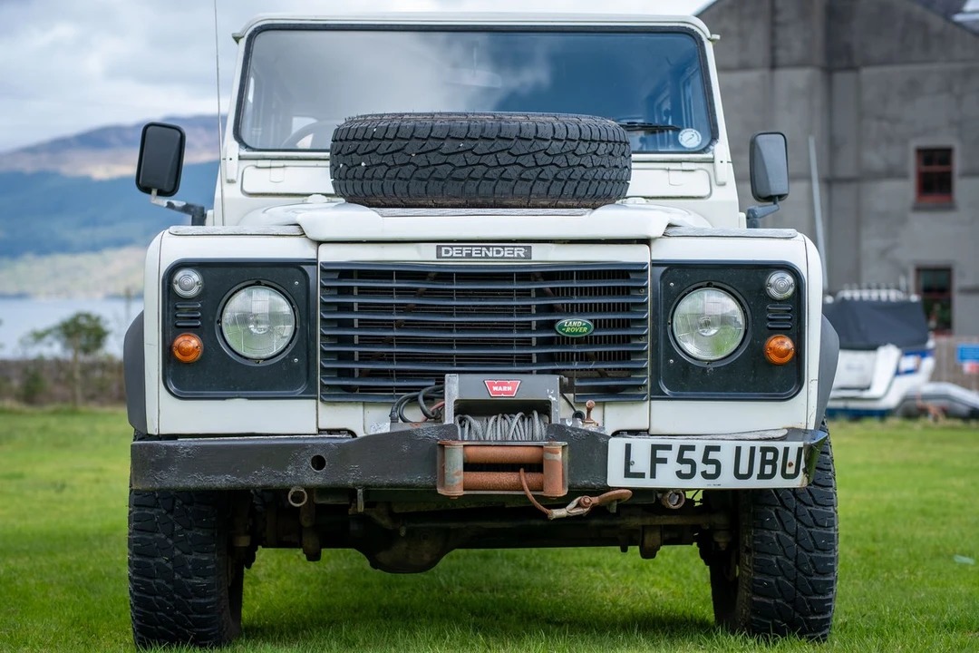 2005 Land Rover Defender 130 - Image 19 of 30