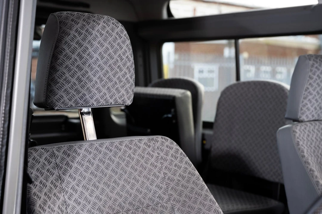 2005 Land Rover Defender 90 - Image 18 of 30