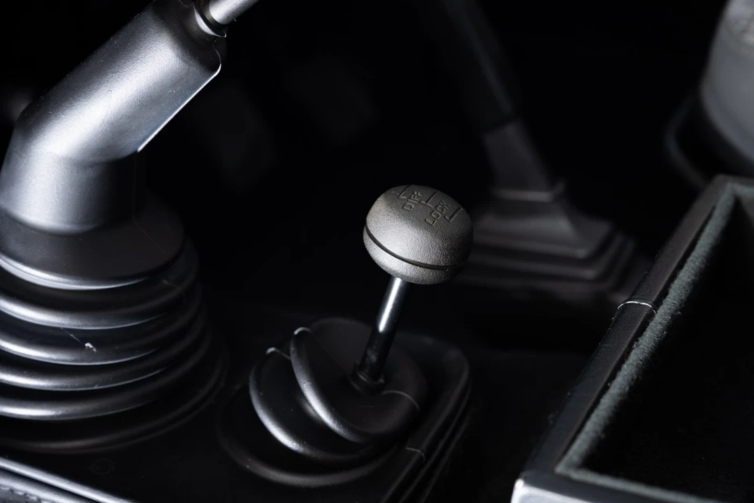 2005 Land Rover Defender 90 - Image 29 of 30