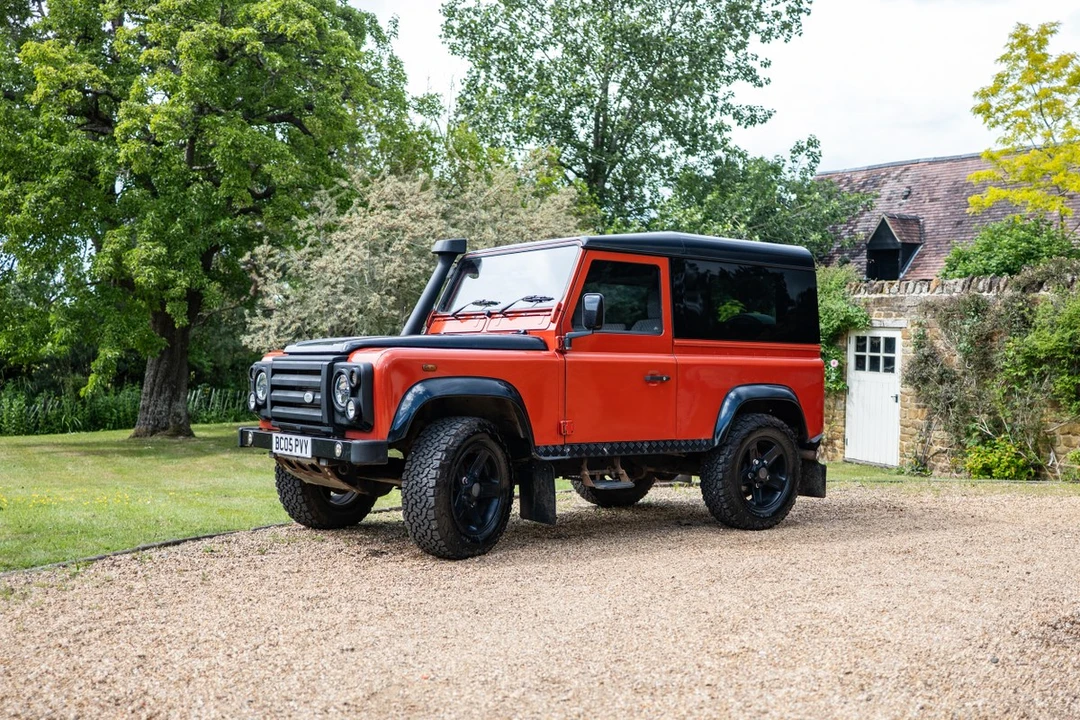 2005 Land Rover Defender 90 - Image 26 of 30
