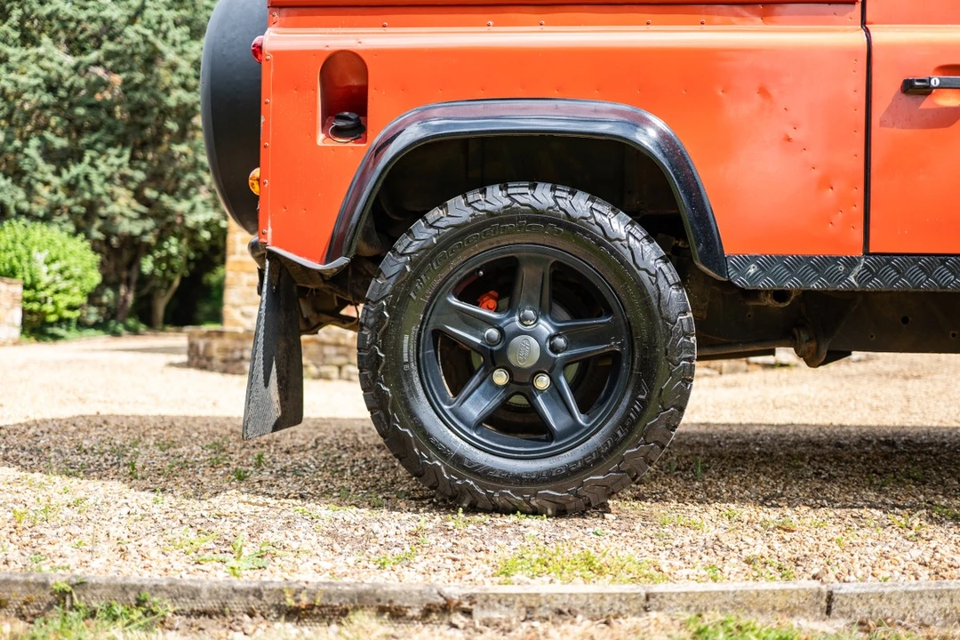 2005 Land Rover Defender 90 - Image 29 of 30