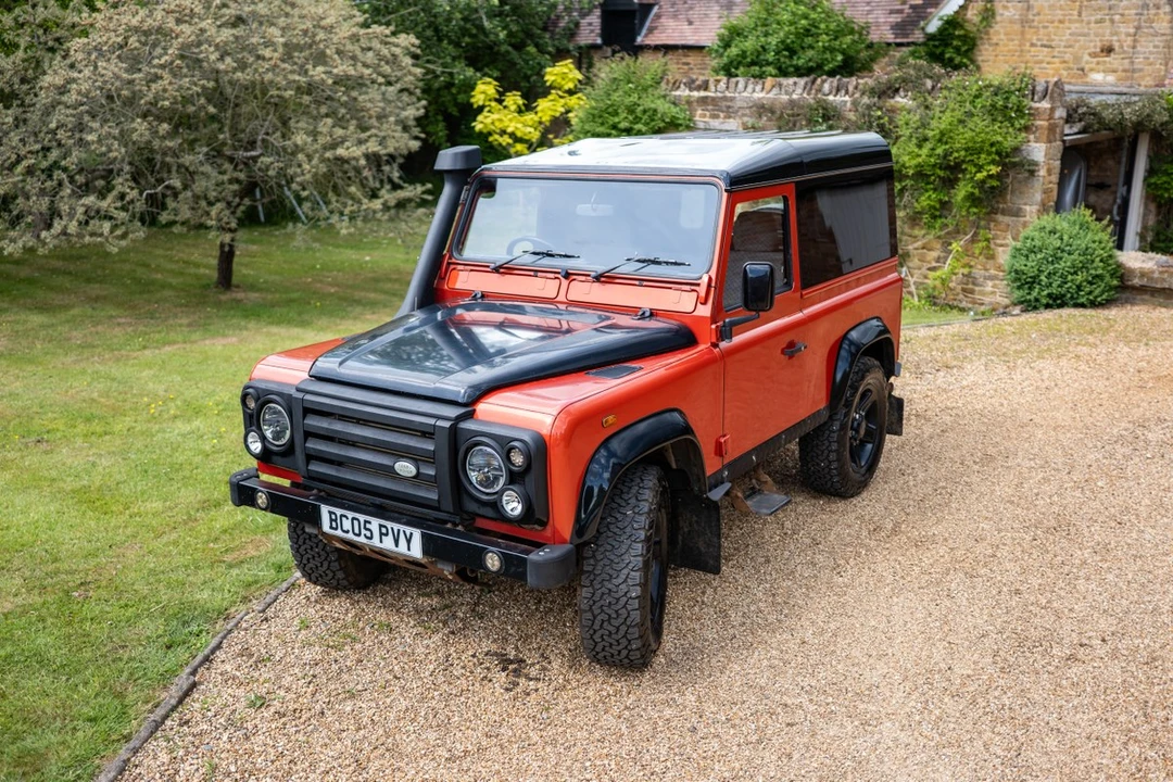 2005 Land Rover Defender 90 - Image 21 of 30
