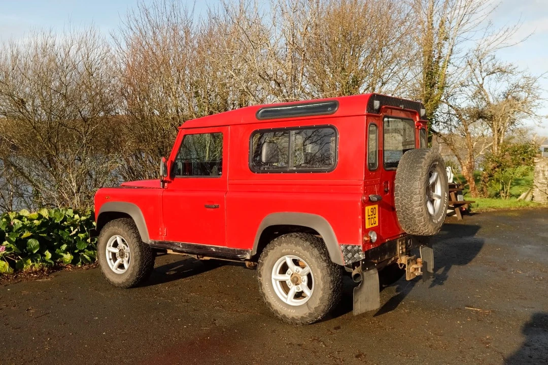 2005 Land Rover Defender 90 - Image 18 of 30