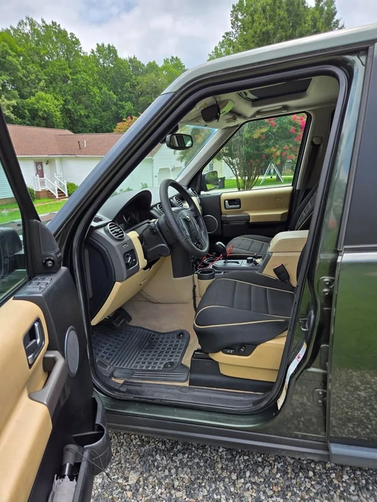 2005 Land Rover Discovery 3rd Gen - Image 3 of 6