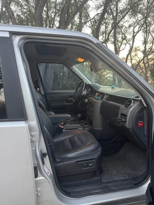 2005 Land Rover Discovery 3rd Gen - Image 2 of 4