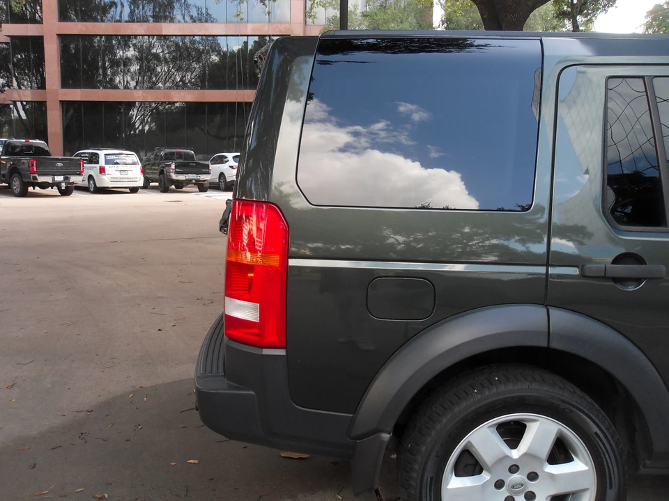 2005 Land Rover Discovery 3rd Gen - Image 11 of 31