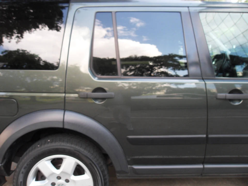 2005 Land Rover Discovery 3rd Gen - Image 10 of 31