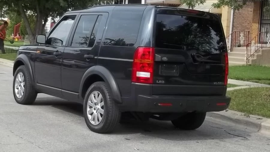 2005 Land Rover Discovery 3rd Gen - Image 3 of 8