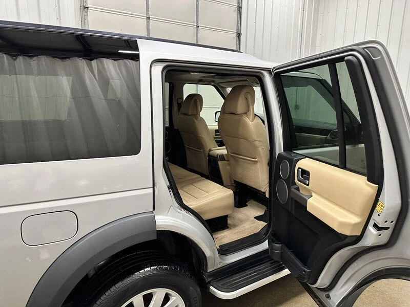 2005 Land Rover Discovery 3rd Gen - Image 16 of 21