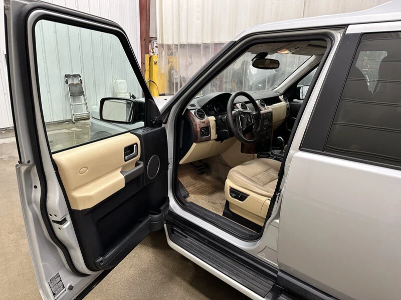 2005 Land Rover Discovery 3rd Gen - Image 7 of 12