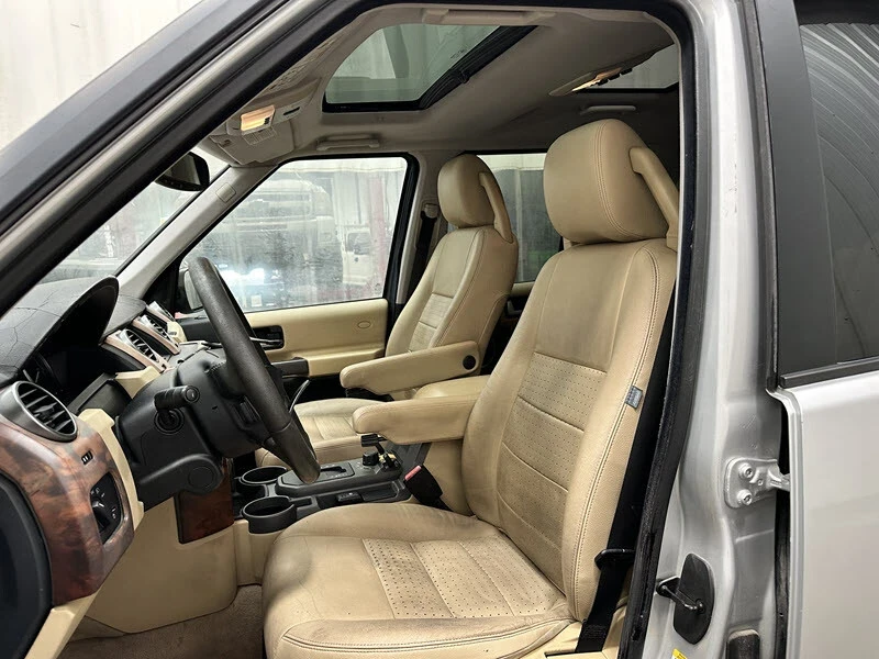 2005 Land Rover Discovery 3rd Gen - Image 10 of 12