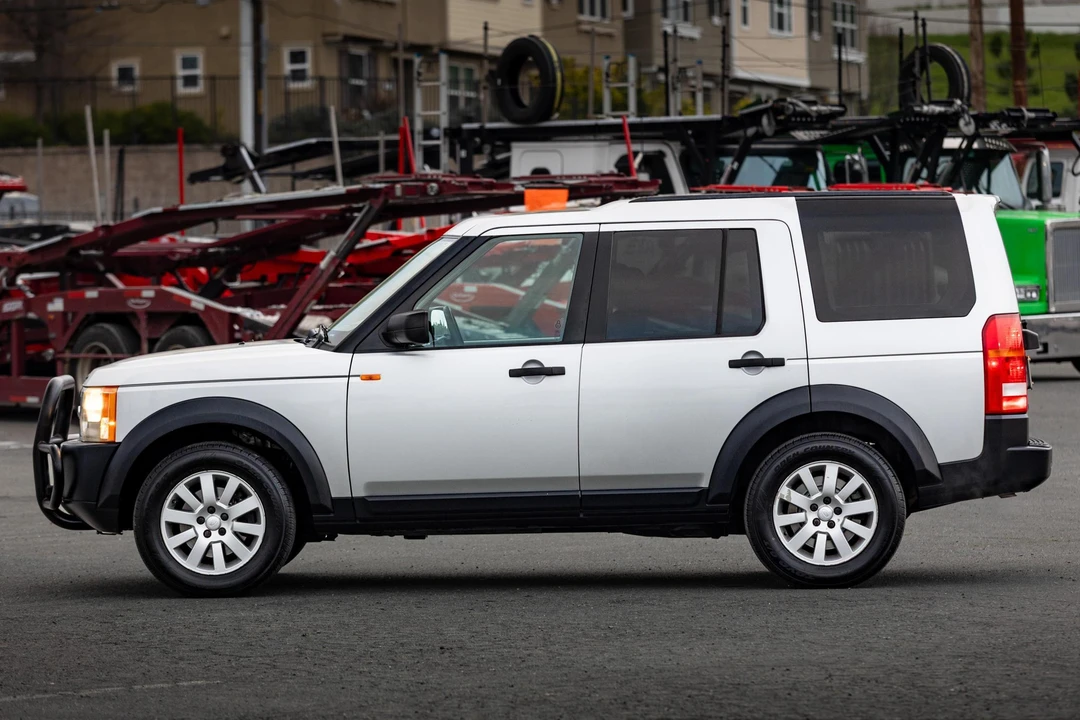 2005 Land Rover Discovery 3rd Gen - Image 3 of 31