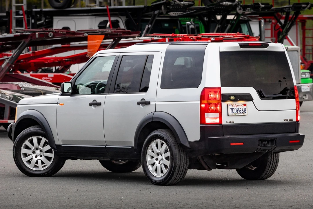2005 Land Rover Discovery 3rd Gen - Image 4 of 31