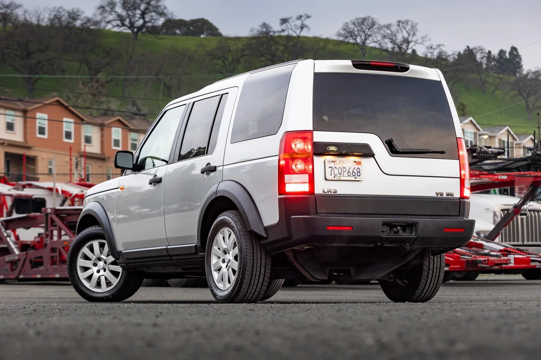 2005 Land Rover Discovery 3rd Gen - Image 16 of 31