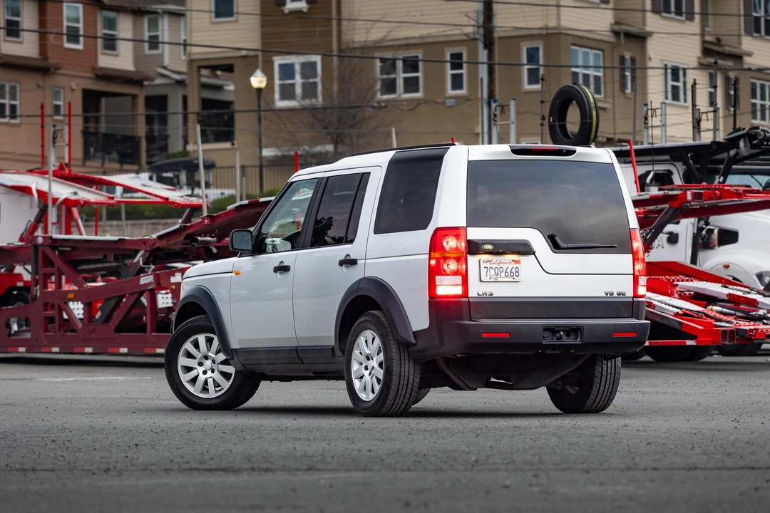 2005 Land Rover Discovery 3rd Gen - Image 17 of 31