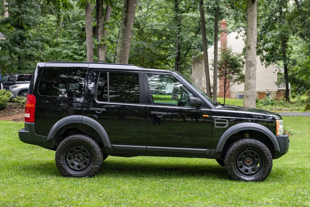 2005 Land Rover Discovery 3rd Gen - Image 9 of 31