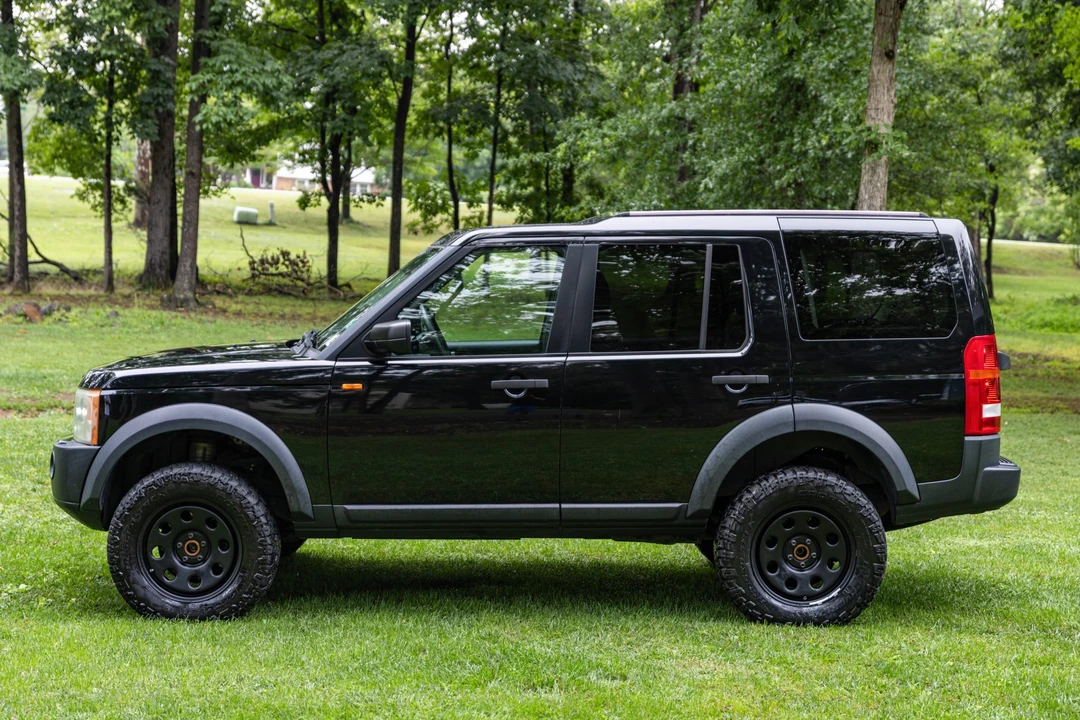 2005 Land Rover Discovery 3rd Gen - Image 5 of 31
