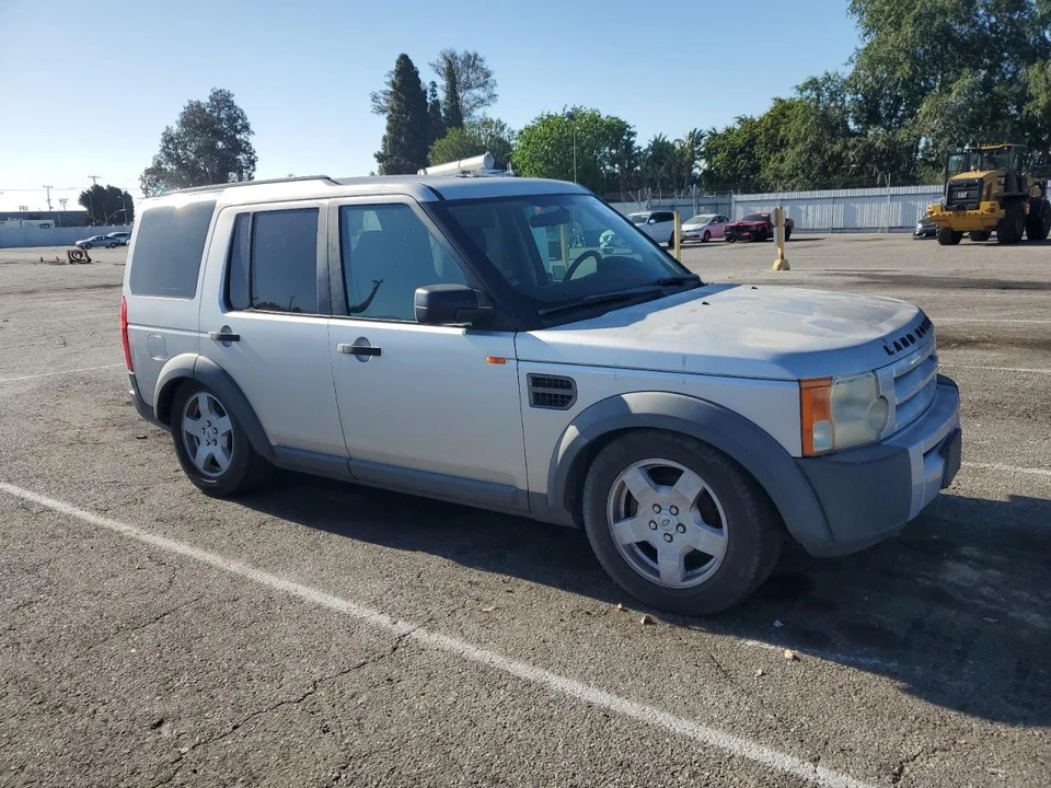 2005 Land Rover Discovery 3rd Gen - Image 4 of 13