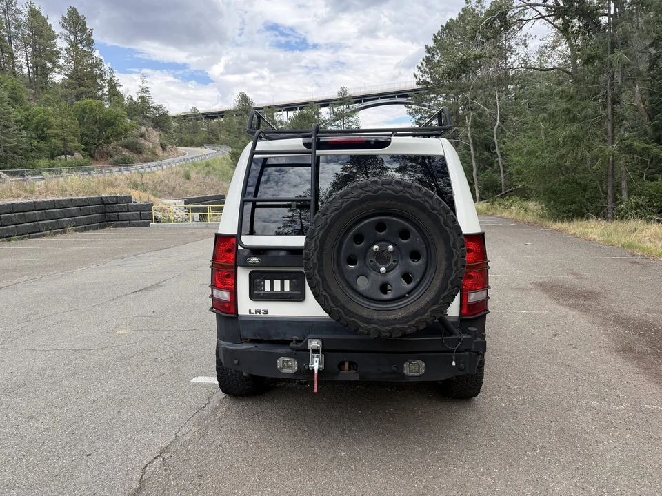 2005 Land Rover Discovery 3rd Gen - Image 10 of 31