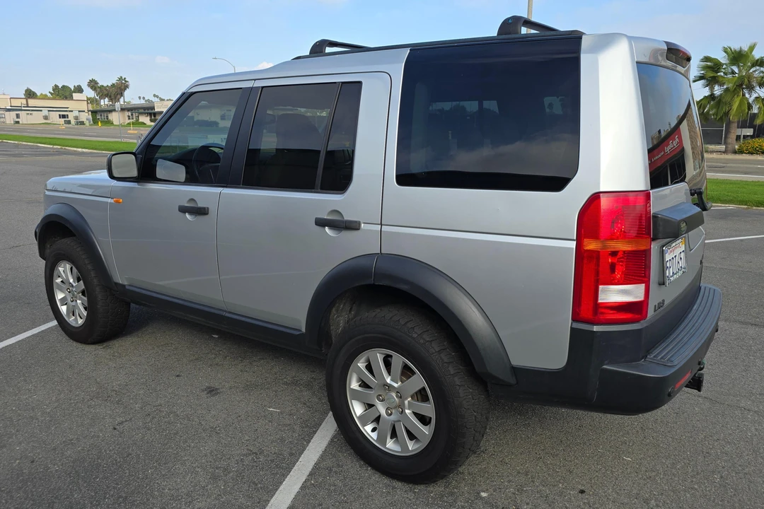2005 Land Rover Discovery 3rd Gen - Image 4 of 31
