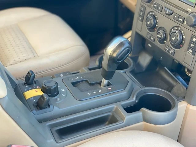 2005 Land Rover Discovery 3rd Gen - Image 16 of 21