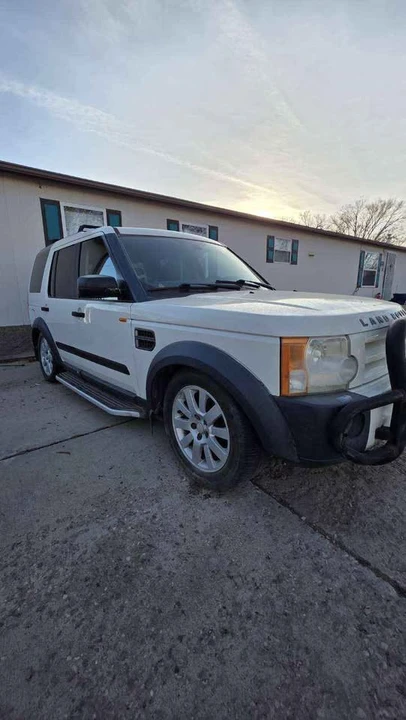 2005 Land Rover Discovery 3rd Gen - Image 2 of 6