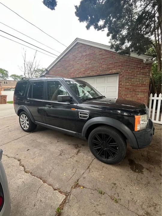 2005 Land Rover Discovery 3rd Gen - Image 2 of 12