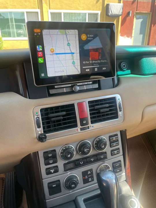 2005 Land Rover Range Rover L322 - Image 10 of 24