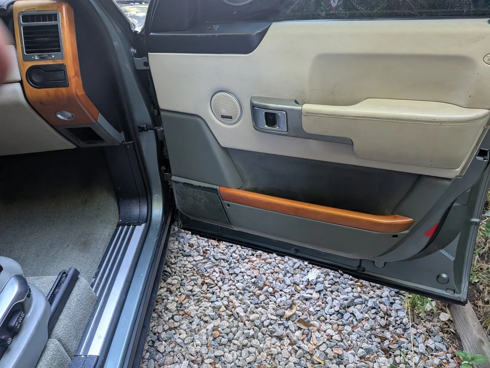 2005 Land Rover Range Rover L322 - Image 6 of 12