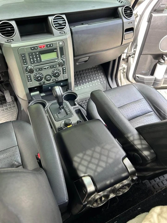 2005 Land Rover Discovery 3rd Gen - Image 7 of 9
