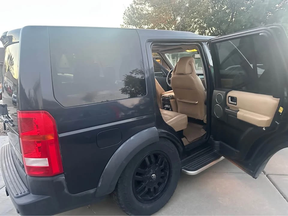 2005 Land Rover Discovery 3rd Gen - Image 5 of 11