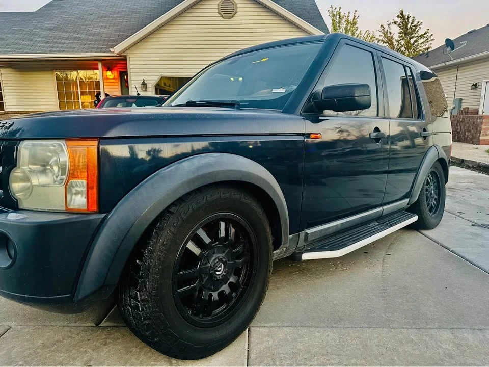 2005 Land Rover Discovery 3rd Gen - Image 3 of 11