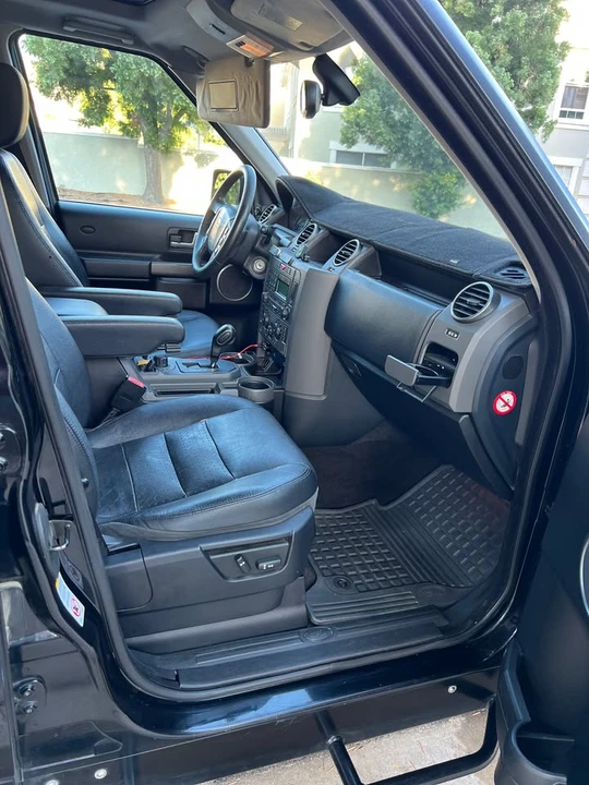 2005 Land Rover Discovery 3rd Gen - Image 13 of 16