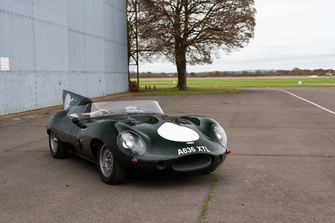 2005 Jaguar Replica - Image 4 of 31