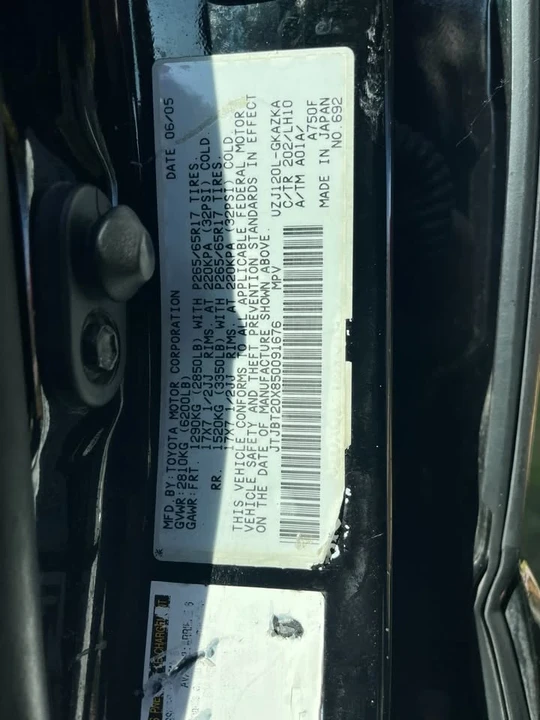 2005 Lexus GX 1st Gen - Image 3 of 10