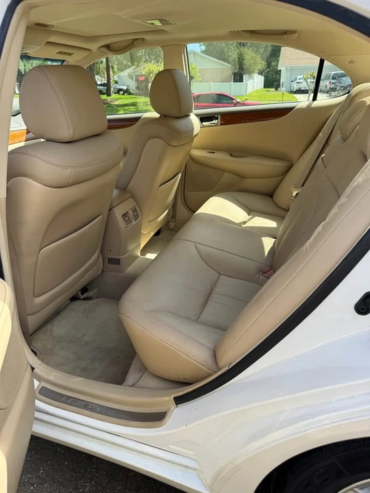 2005 Lexus ES 4th Gen - Image 4 of 5