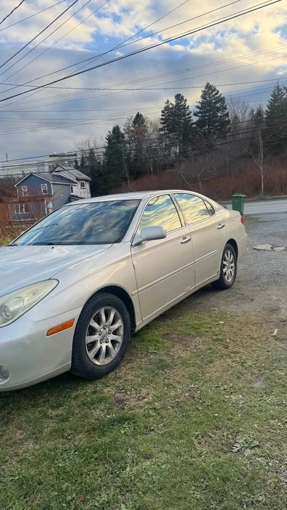 2005 Lexus ES 4th Gen - Image 2 of 6