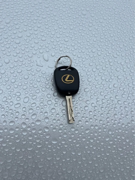 2005 Lexus ES 4th Gen - Image 20 of 20