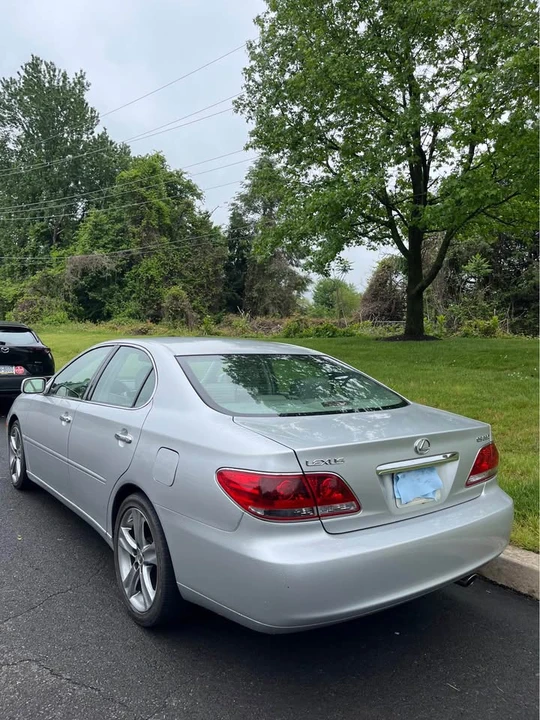 2005 Lexus ES 4th Gen - Image 3 of 20