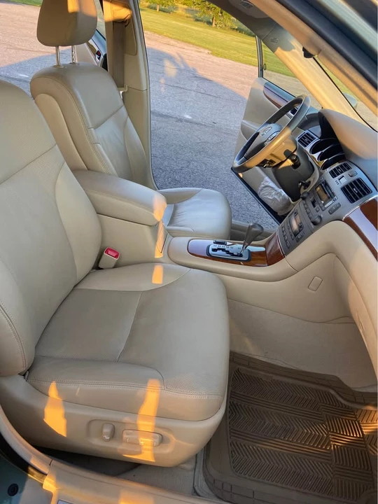 2005 Lexus ES 4th Gen - Image 8 of 10