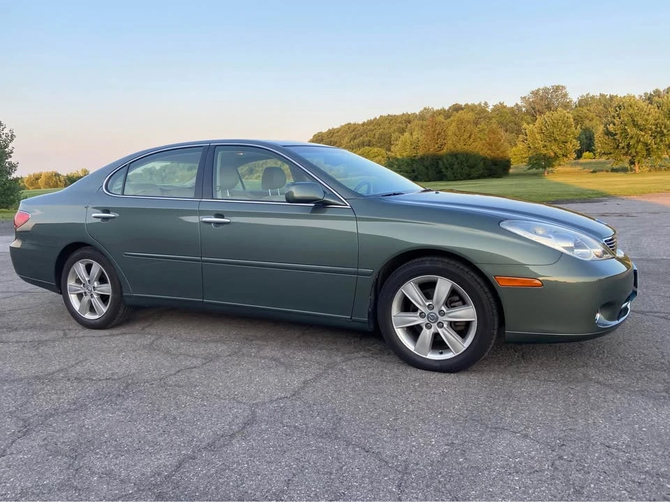 2005 Lexus ES 4th Gen - Image 6 of 10