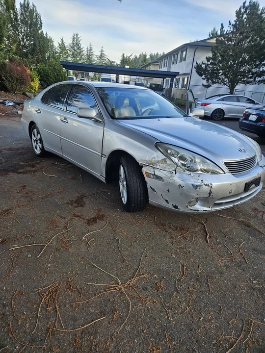 2005 Lexus ES 3rd Gen - Image 3 of 8