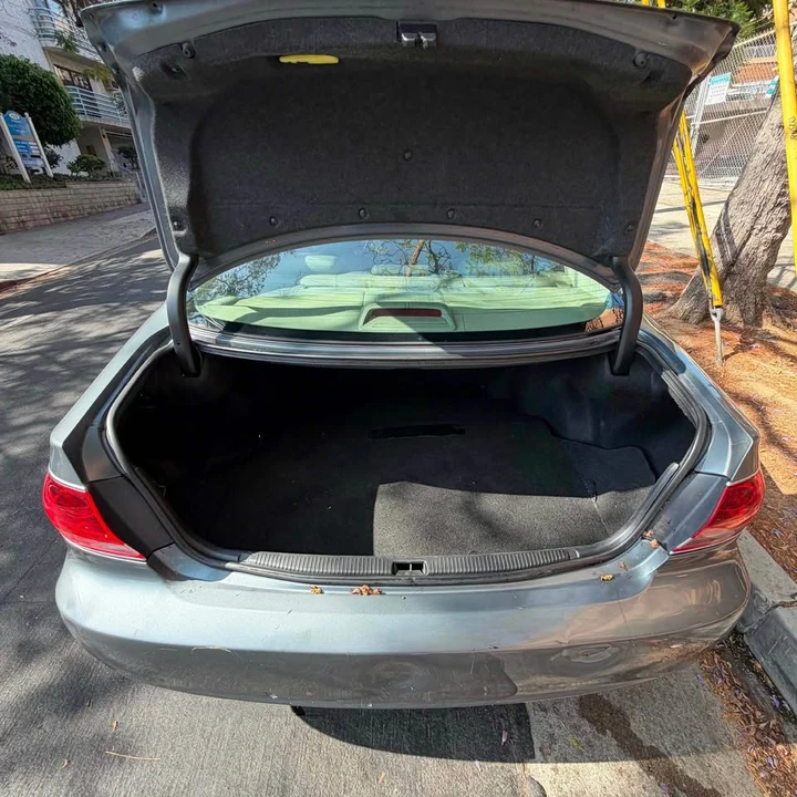2005 Lexus ES 4th Gen - Image 12 of 16