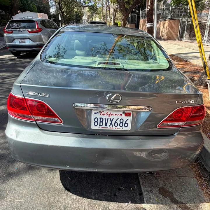 2005 Lexus ES 4th Gen - Image 8 of 16